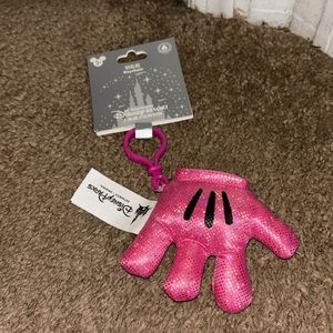 Disney Shanghai resort exclusive Mickey Mouse glove keychain -NWT -HTf